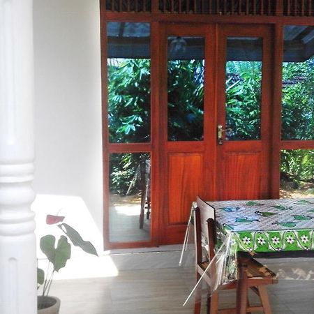 Sisila Villa Bentota Bagian luar foto