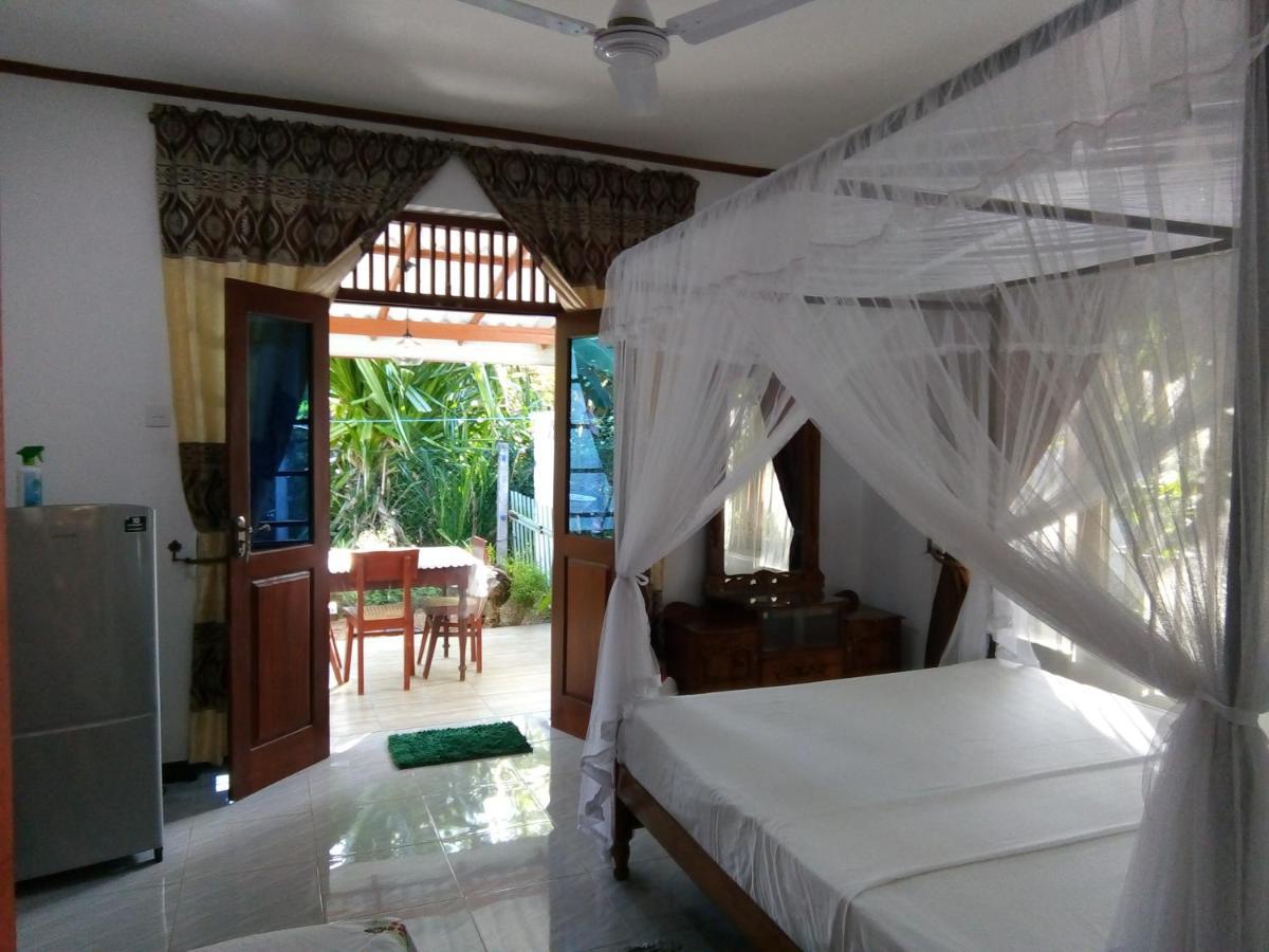 Sisila Villa Bentota Bagian luar foto