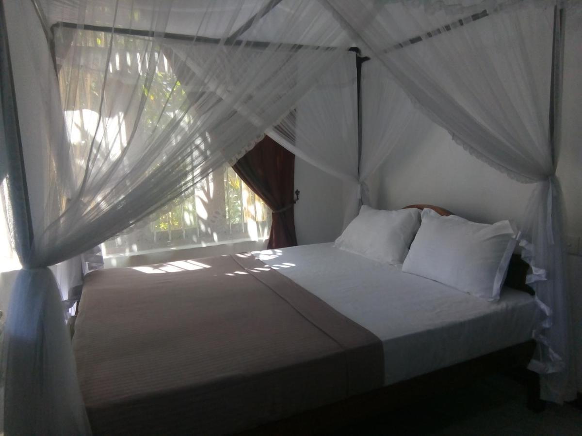 Sisila Villa Bentota Bagian luar foto