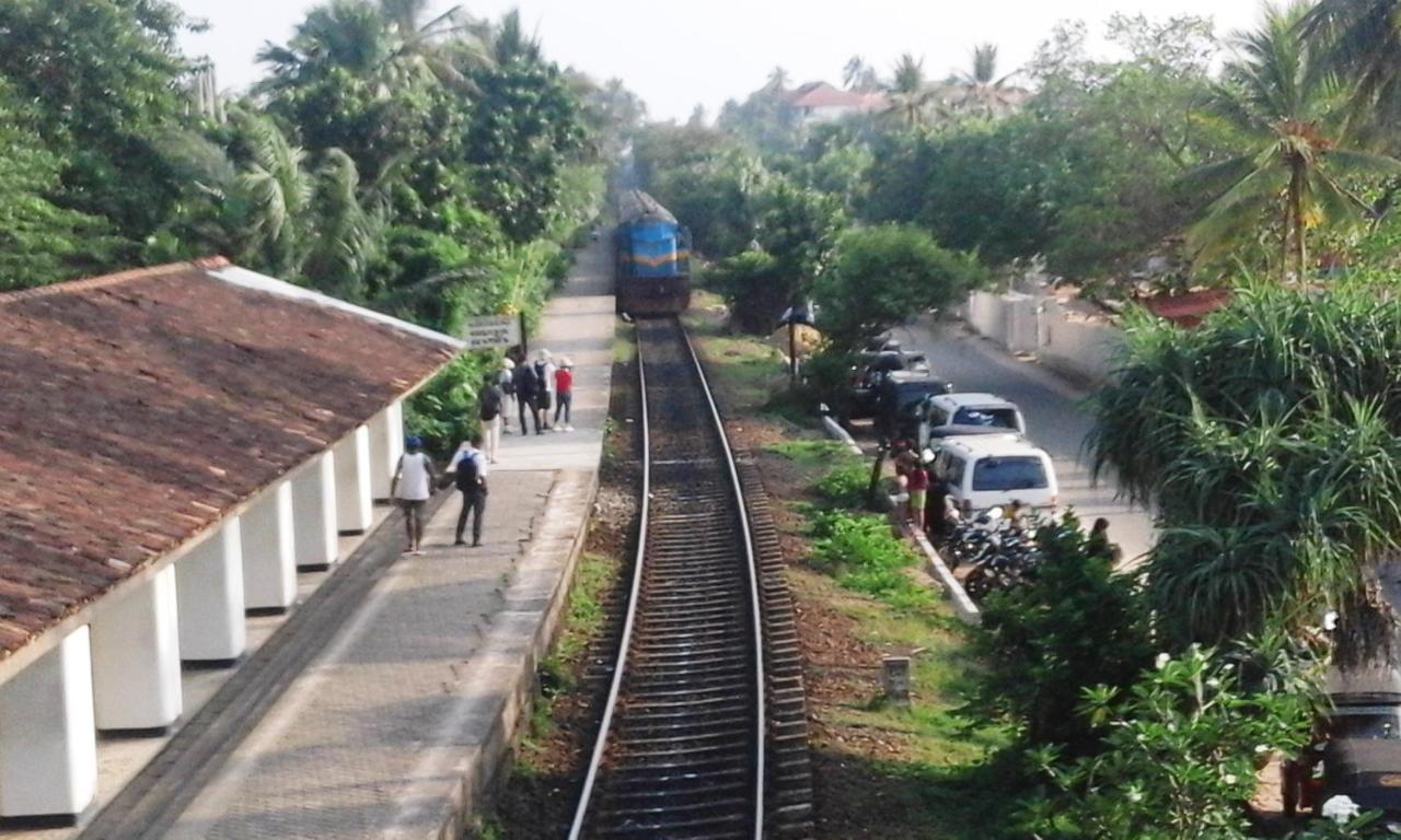 Sisila Villa Bentota Bagian luar foto